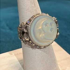 SWEET ROMANCE AURORA MOON RING